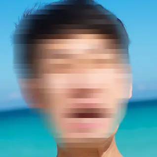 成島麻世