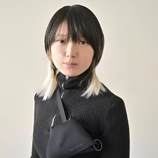 𠮷田桃子
