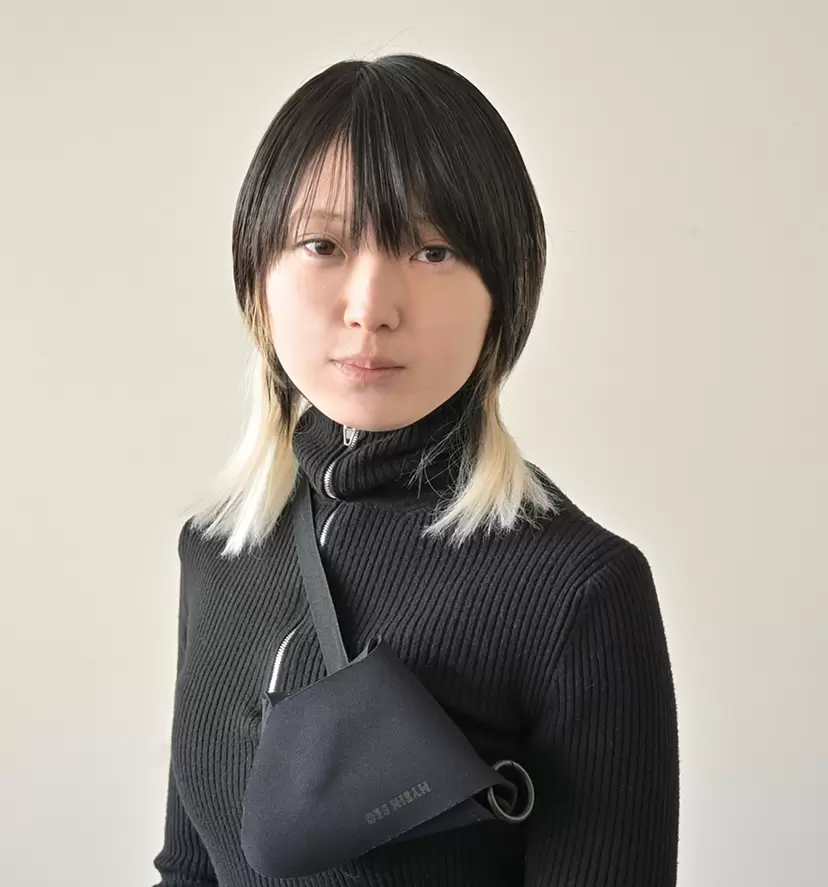 𠮷田桃子