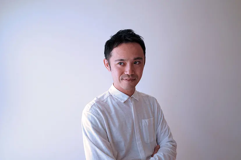 筧 康明