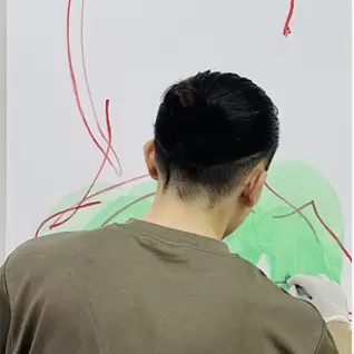 新海至人