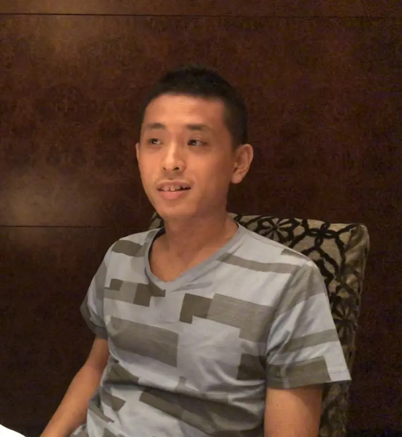 衣笠泰介