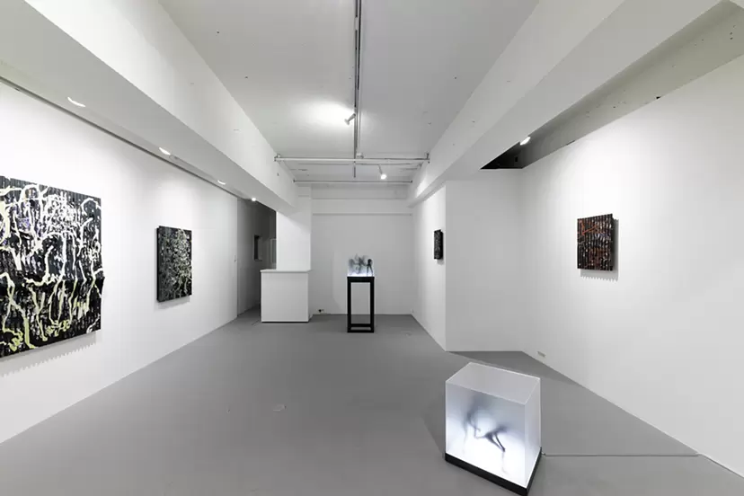 Saya Okubo "Box of moonlight" (2022), Installation view Photo by Shintaro Yamanaka (Qsyum!) ©Saya Okubo, courtesy of the artist and WAITINGROOM