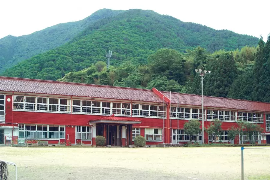 旧湯屋小学校