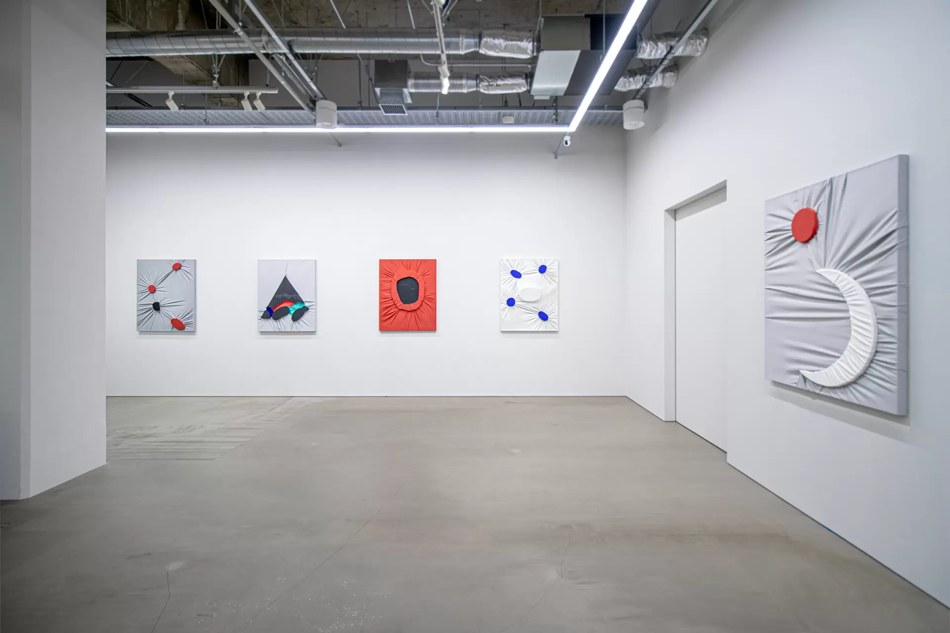 原口典之 個展 Black Surface | ArtSticker