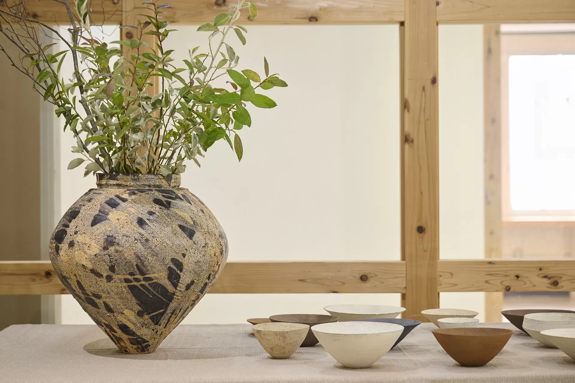 二階堂明弘「In the Time of Clay」 | ArtSticker