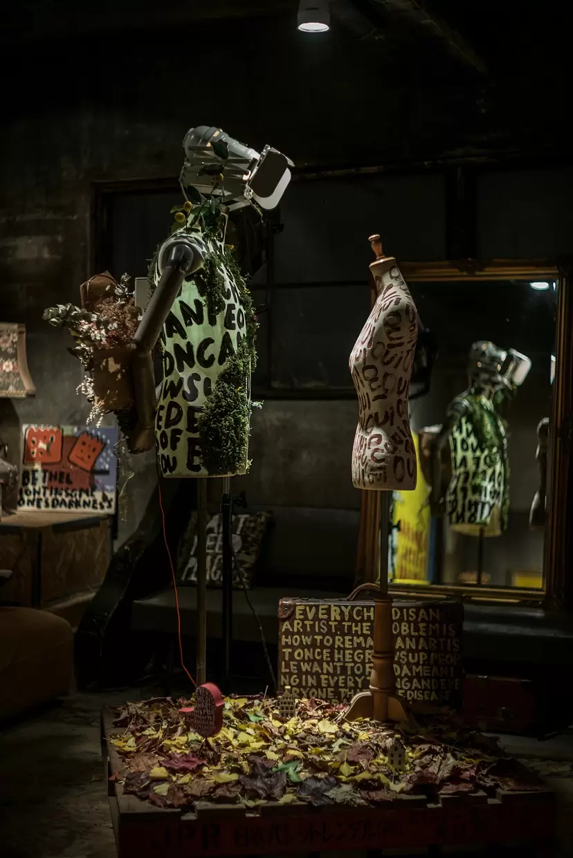 coosinz solo exhibition "FLOWER"