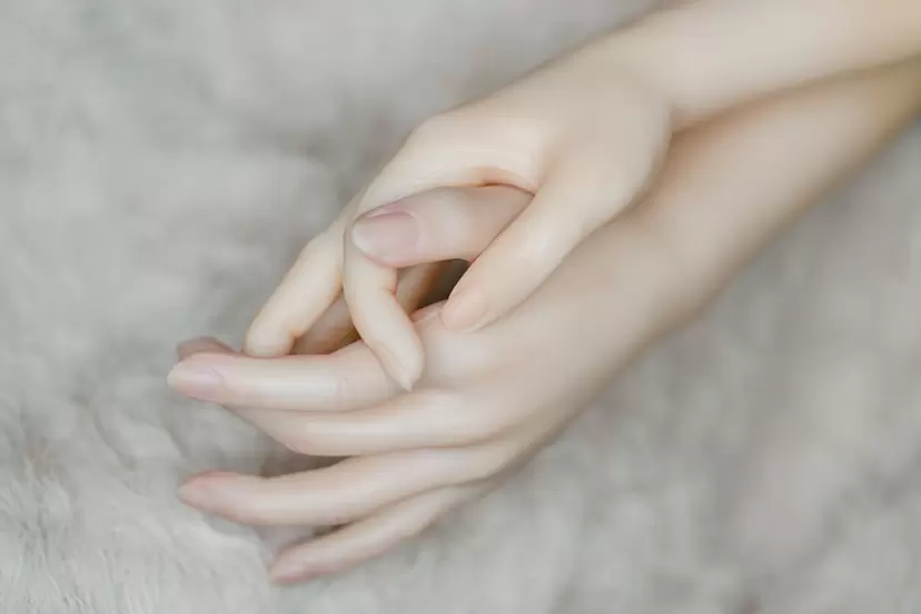 菅実花「シスターフッド」