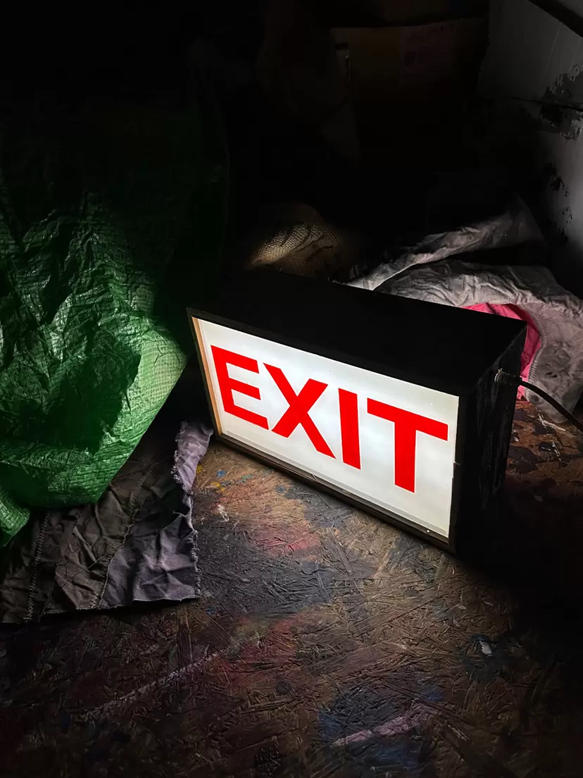 KINJO個展 "EXIT"
