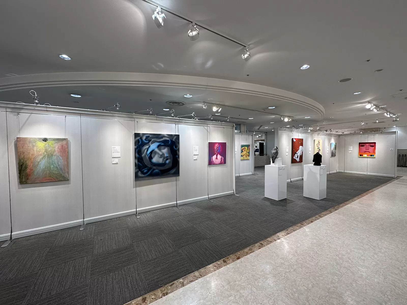 魚藻荷蓮紋蓋罐 明嘉靖朝 景德鎮五彩瓷 村上隆 絵画 1枚 11月18日(月)12時よりWEBショップにて、村上隆新作ポスター『魚