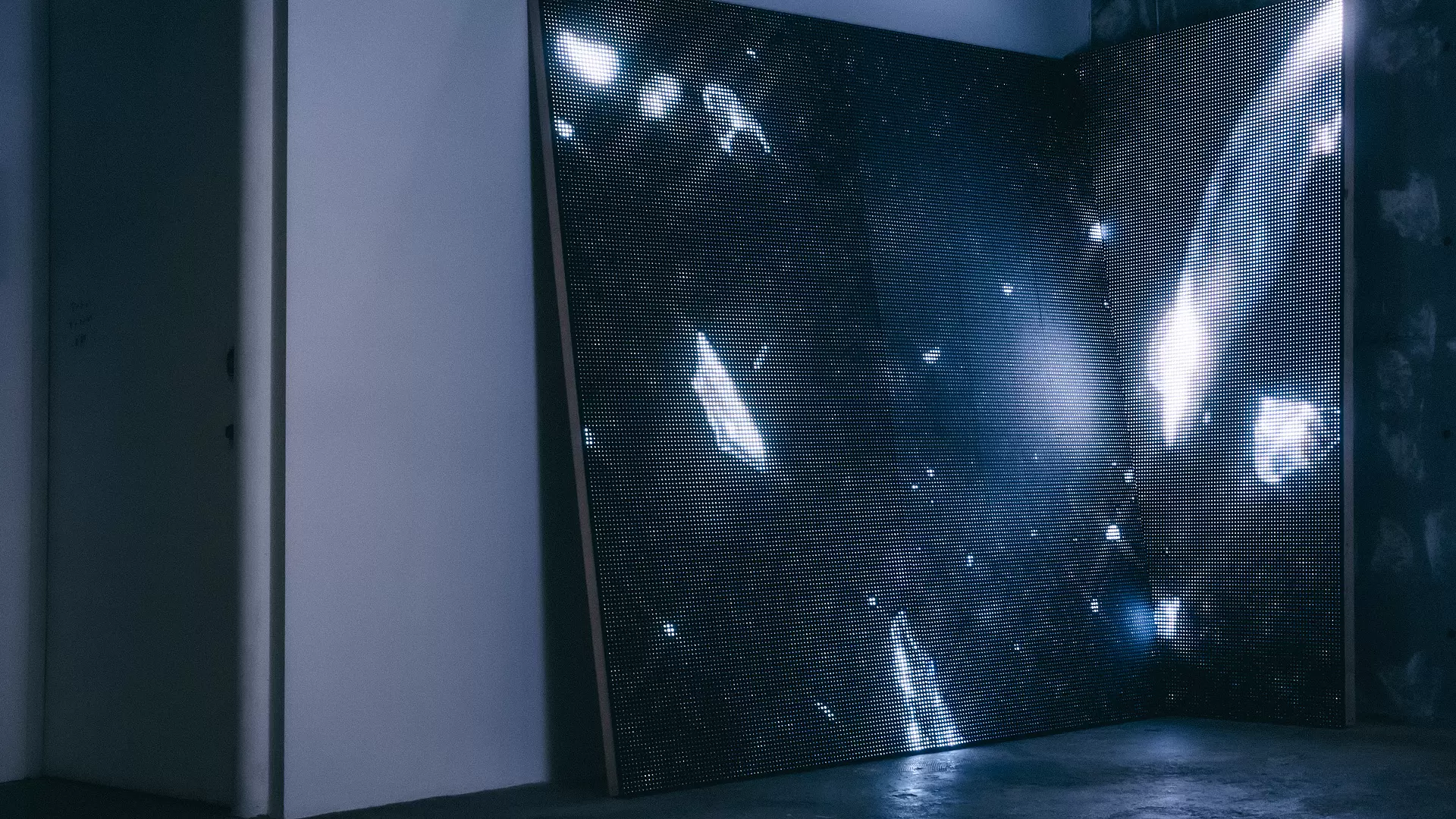 立石従寛・保良雄「Gravitation」 | ArtSticker