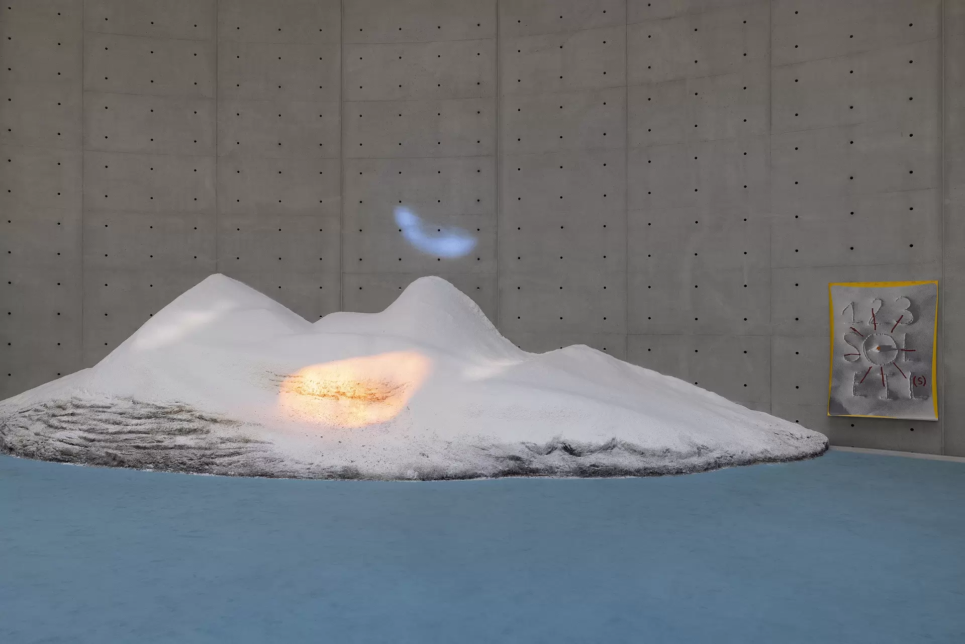 Article Antique \u0026 Curiosity, image size:1920x1281