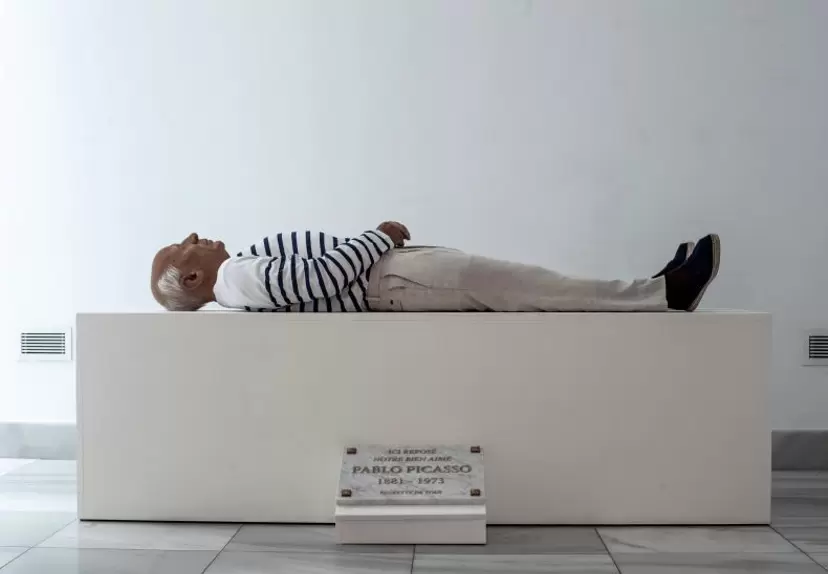 「ピカソの遺体」が投げかけるアートの観光化への批判｜ARTnews JAPAN