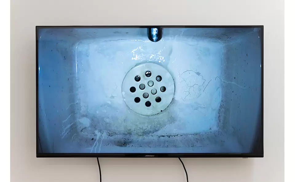 高見澤ゆう「August 27 – September 15, 2024」by 4649 | ArtSticker