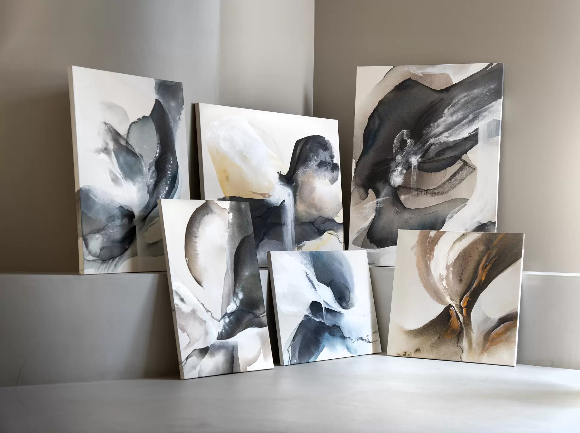 AUGUSTE LU solo exhibition 