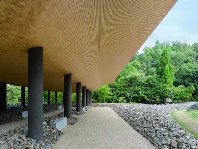 彫刻家・名和晃平氏による「神勝寺 禅と庭のミュージアム」アート