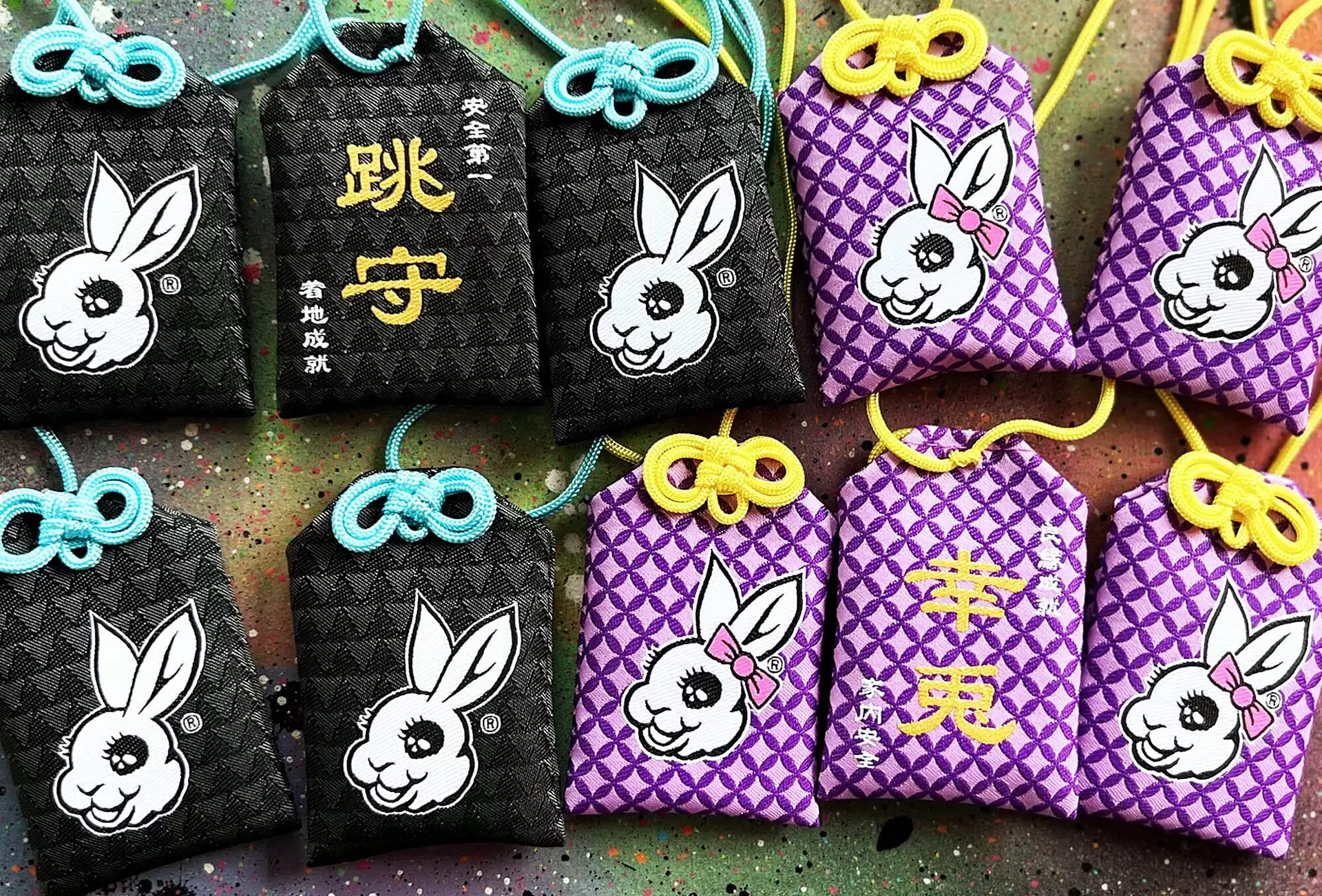 戸越八幡神社×MADBUNNY®︎ ART EXHIBITION 「BUNNY FEVER