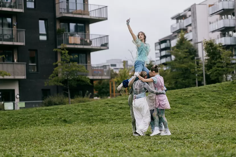 Performance "STIM – KIZUNA"