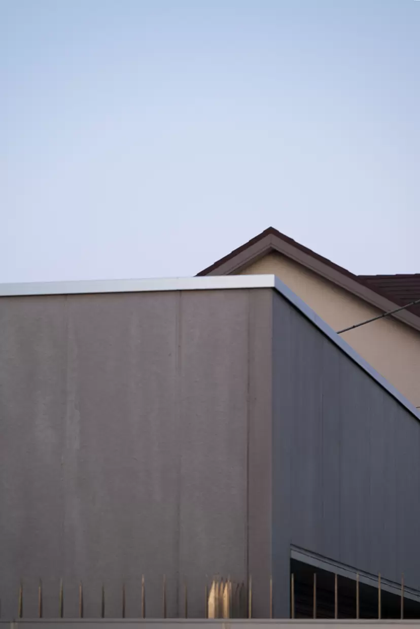 edge / color