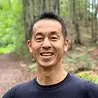 曽山 哲人