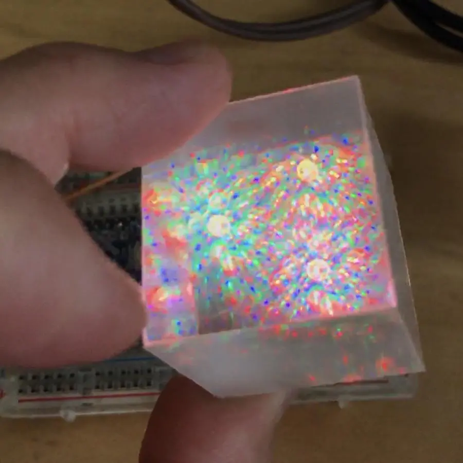 Niji cube / ニジキューブ