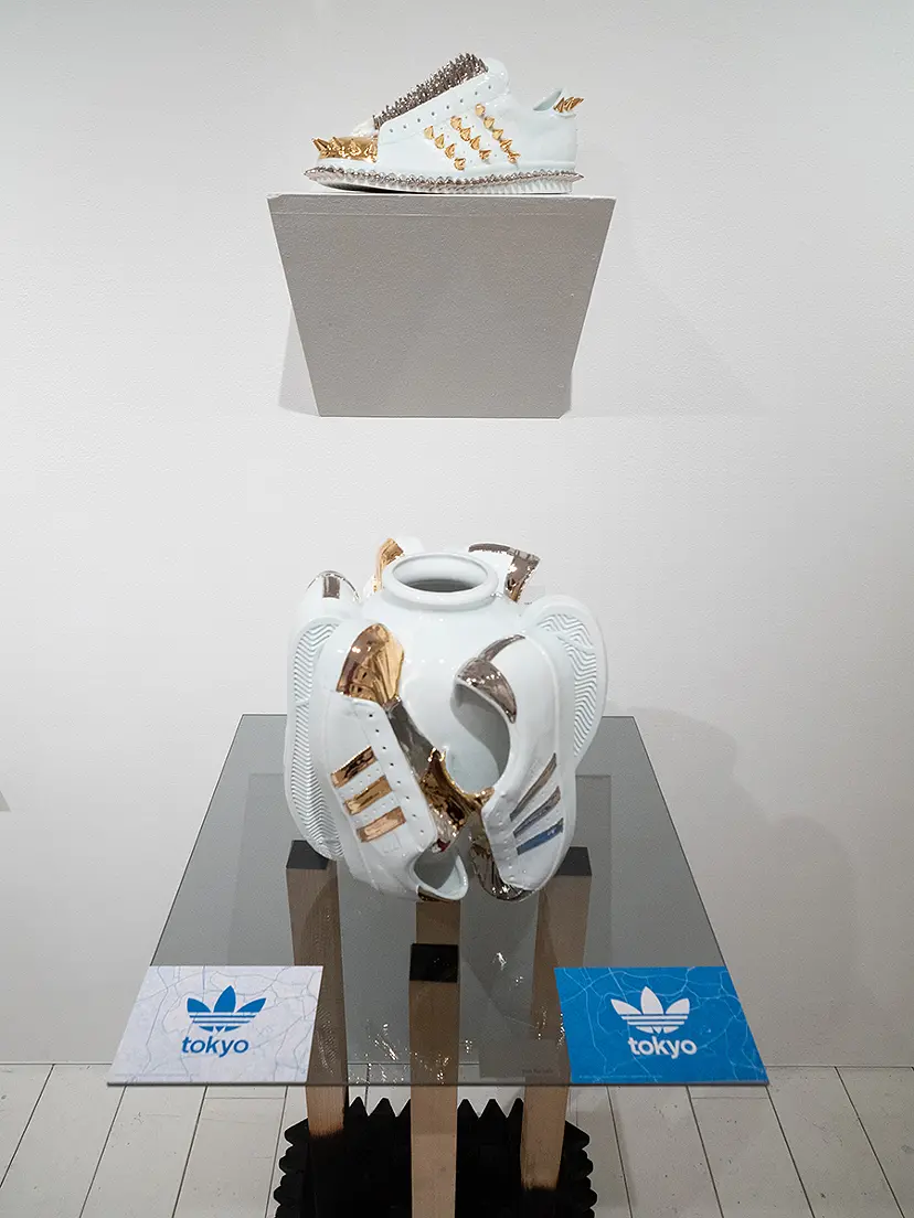 Unevenness adidas by 古賀崇洋 | 現代アートの販売・通販 | ArtSticker