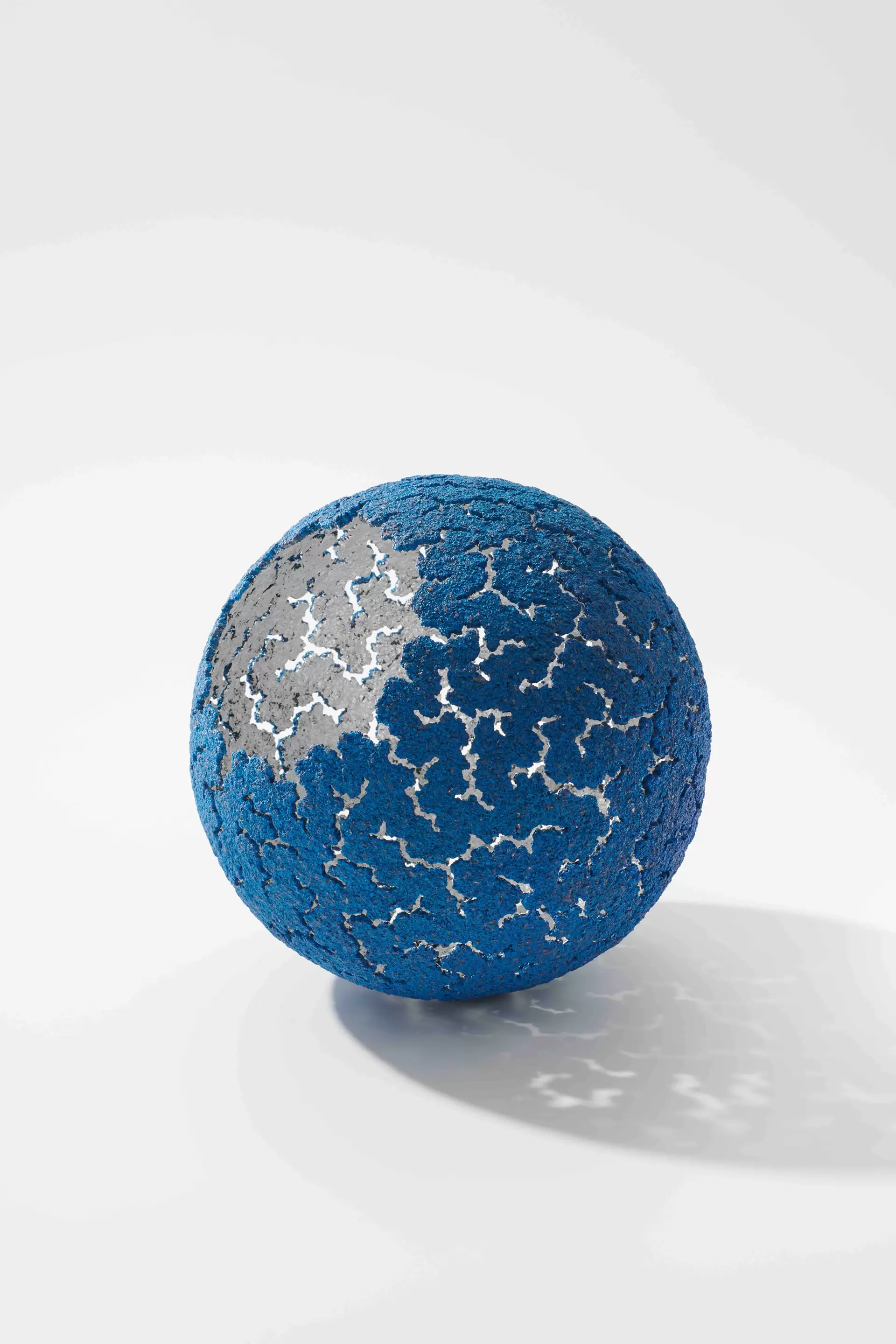 Biophilia; Blue Hatch by 外山和洋 | 現代アートの販売・通販