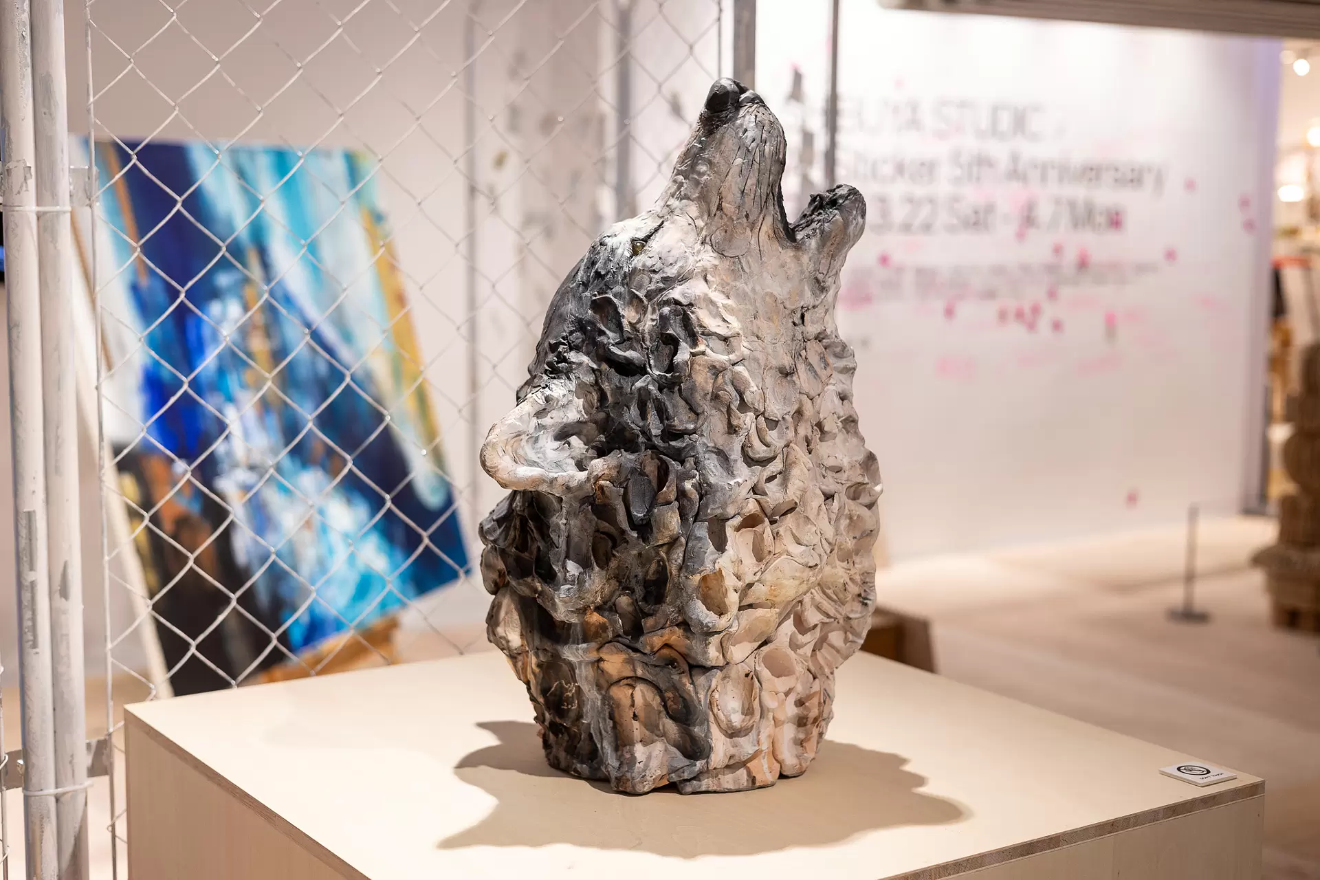 月を知る-オオカミ- by 瀬戸優 | 現代アートの販売・通販 | ArtSticker