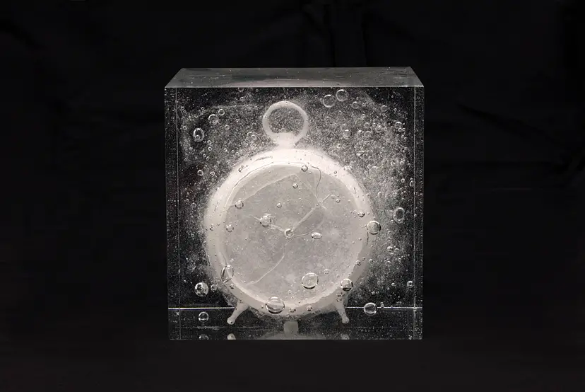 waiting for awakening -clock- by 宮永愛子