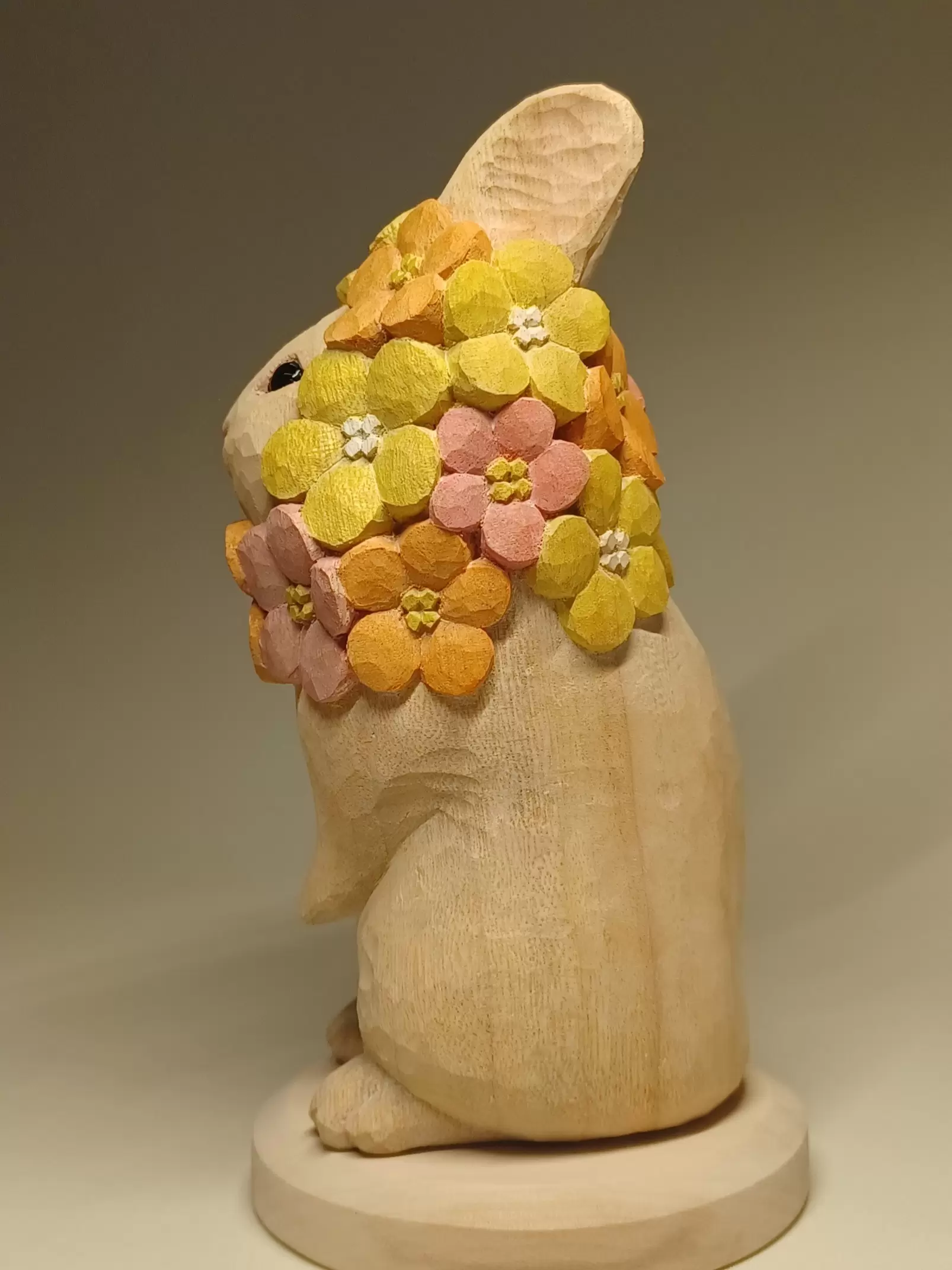 花咲けるウサギ by 山岡 紀文 | 現代アートの販売・通販 | ArtSticker