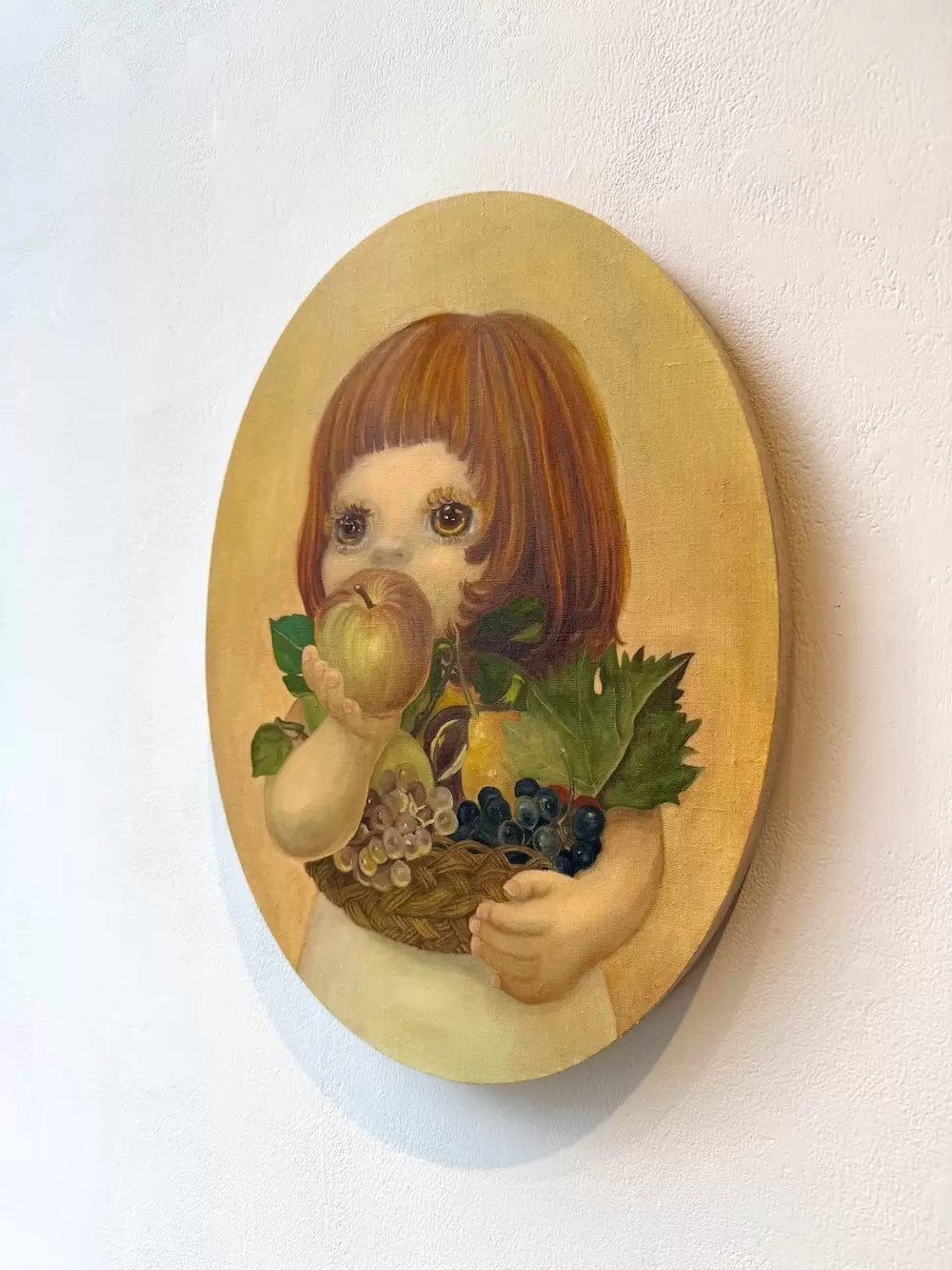 Self-Portrait [Eating “Caravaggio's basket of fruit”.] by 鳥本采花