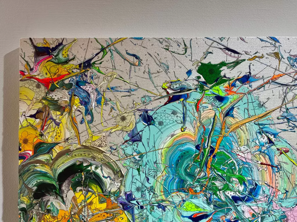 Abstract Flowers 250422 (Pearl White x Colourful) by 奥田