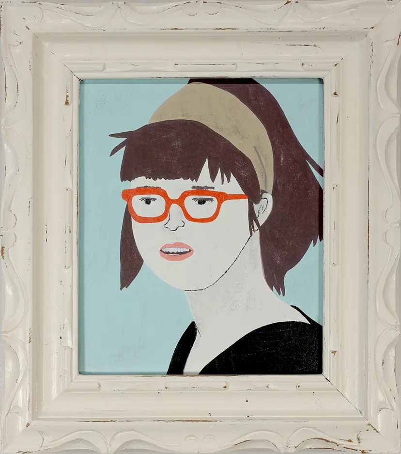 Lady Wearing Red Glasses by 岩田 小龍