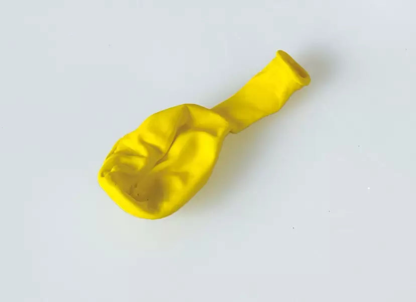 Deflated balloon by Watanabe Taisei