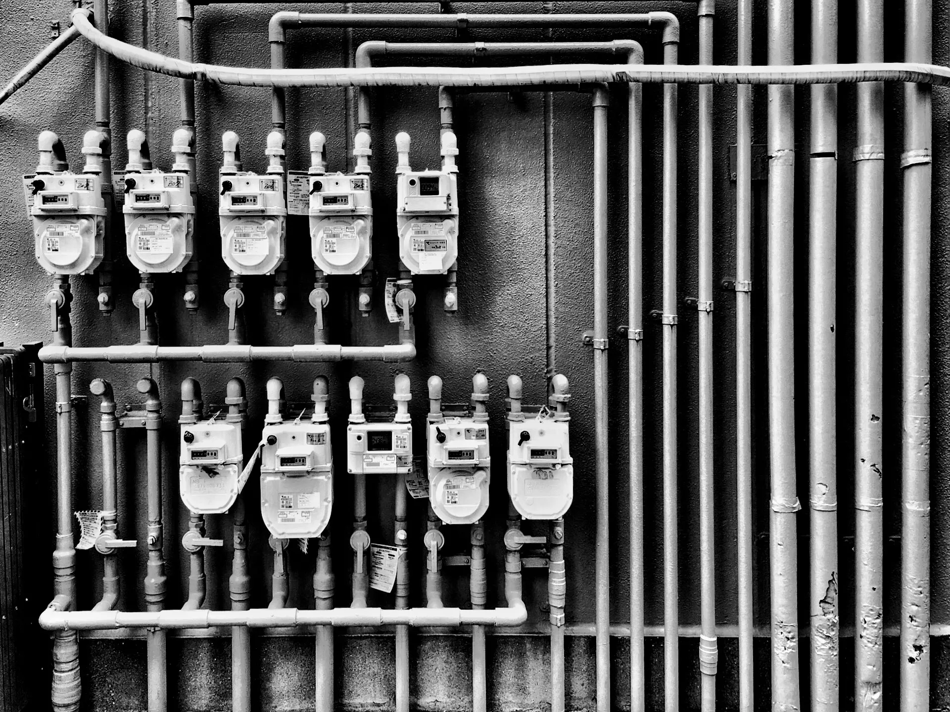 The Wall - Piping -