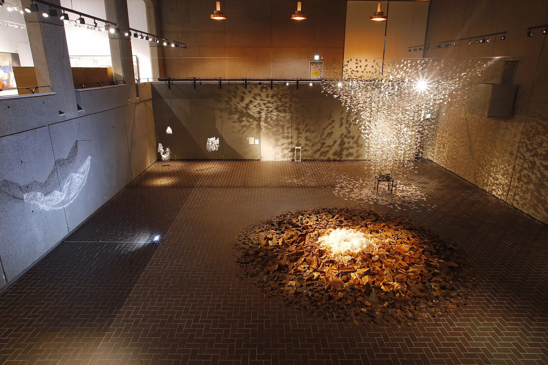 Biodegradation ／ 生物分解 by 伊藤咲穂 | 現代アートの販売・通販