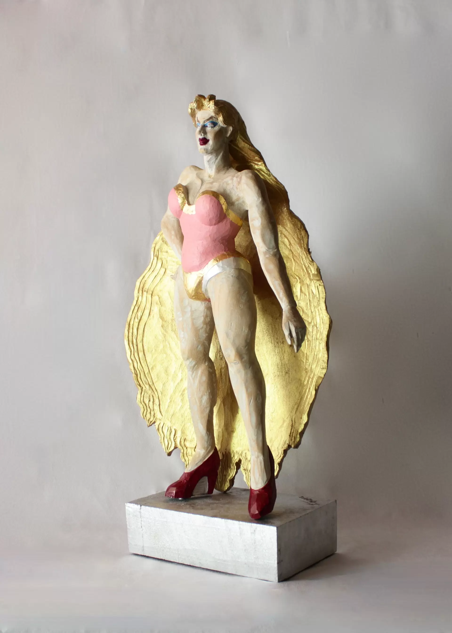 Statue of Chinpoh niziiro zyo-oh -momo-