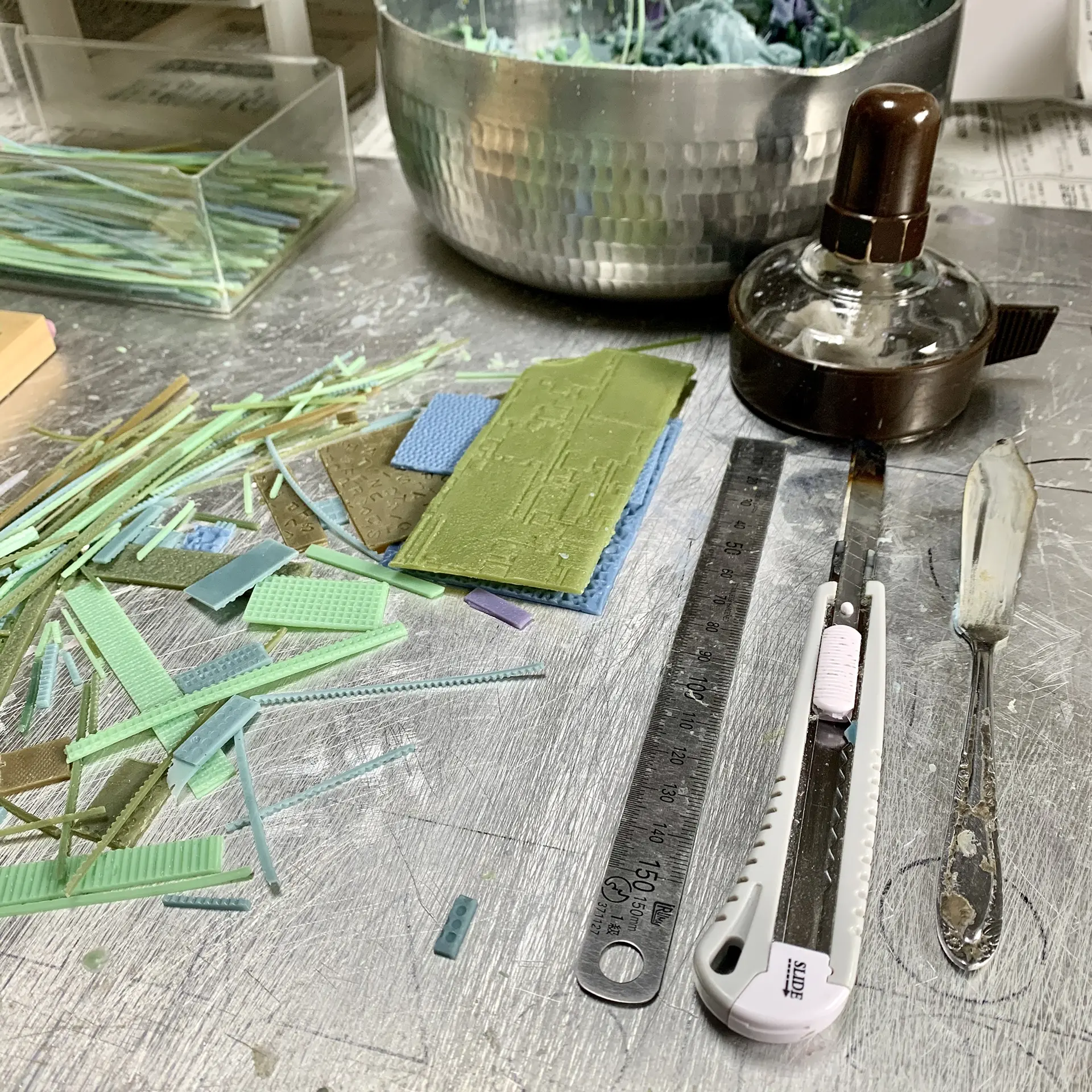 grow-flower- by 久野彩子 | 現代アートの販売・通販 | ArtSticker