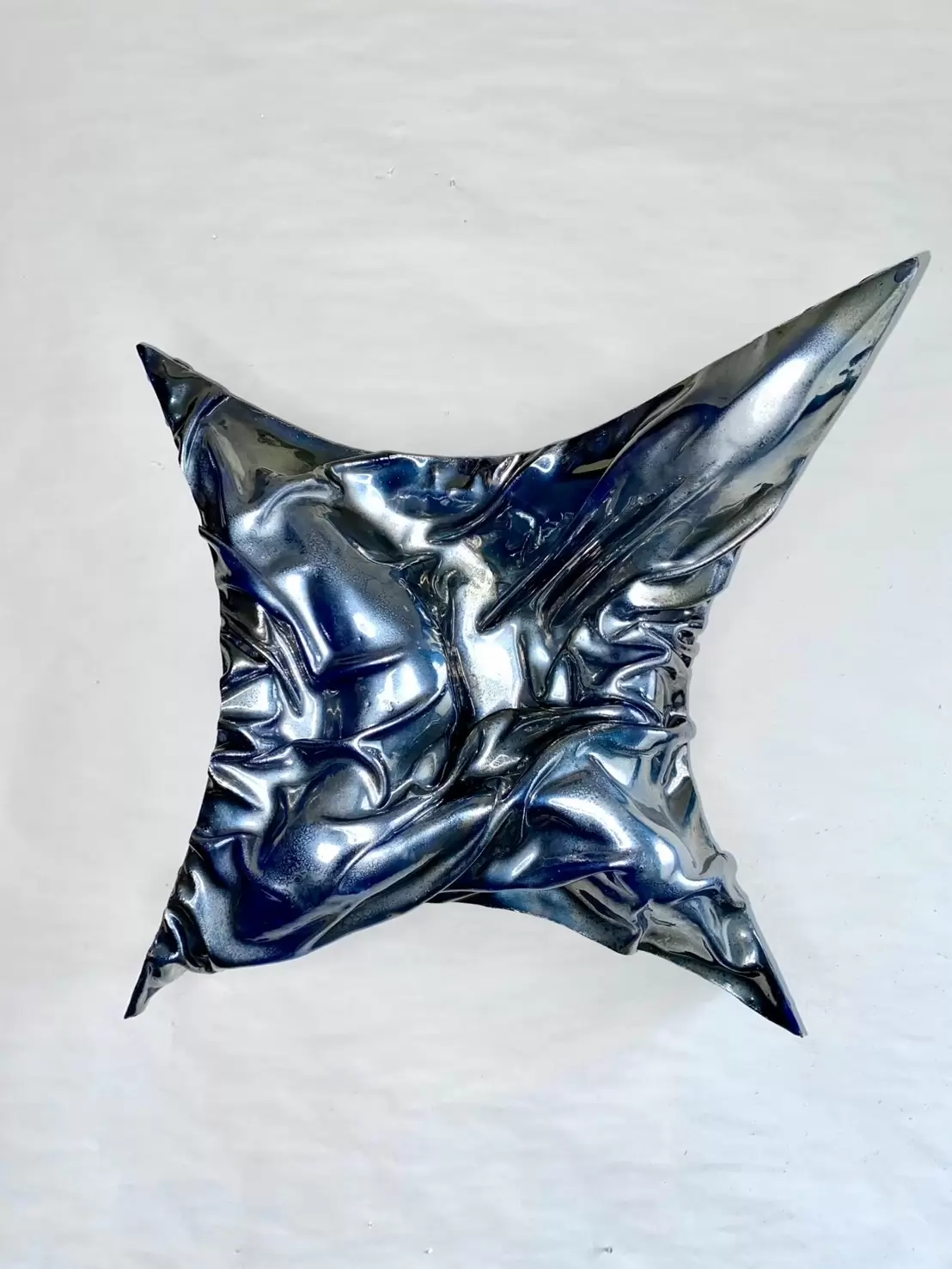 yuka emi Artworks | Online art store for contemporary art | ArtSticker