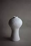 Hand-Pinched White Porcelain Vase 白瓷手捏花器
