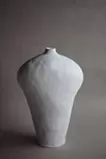 Hand-Pinched White Porcelain Vase 白瓷手捏花器