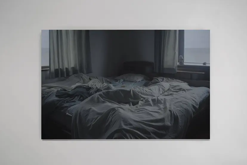 “Close Contact” -Bed-  by Close Contact