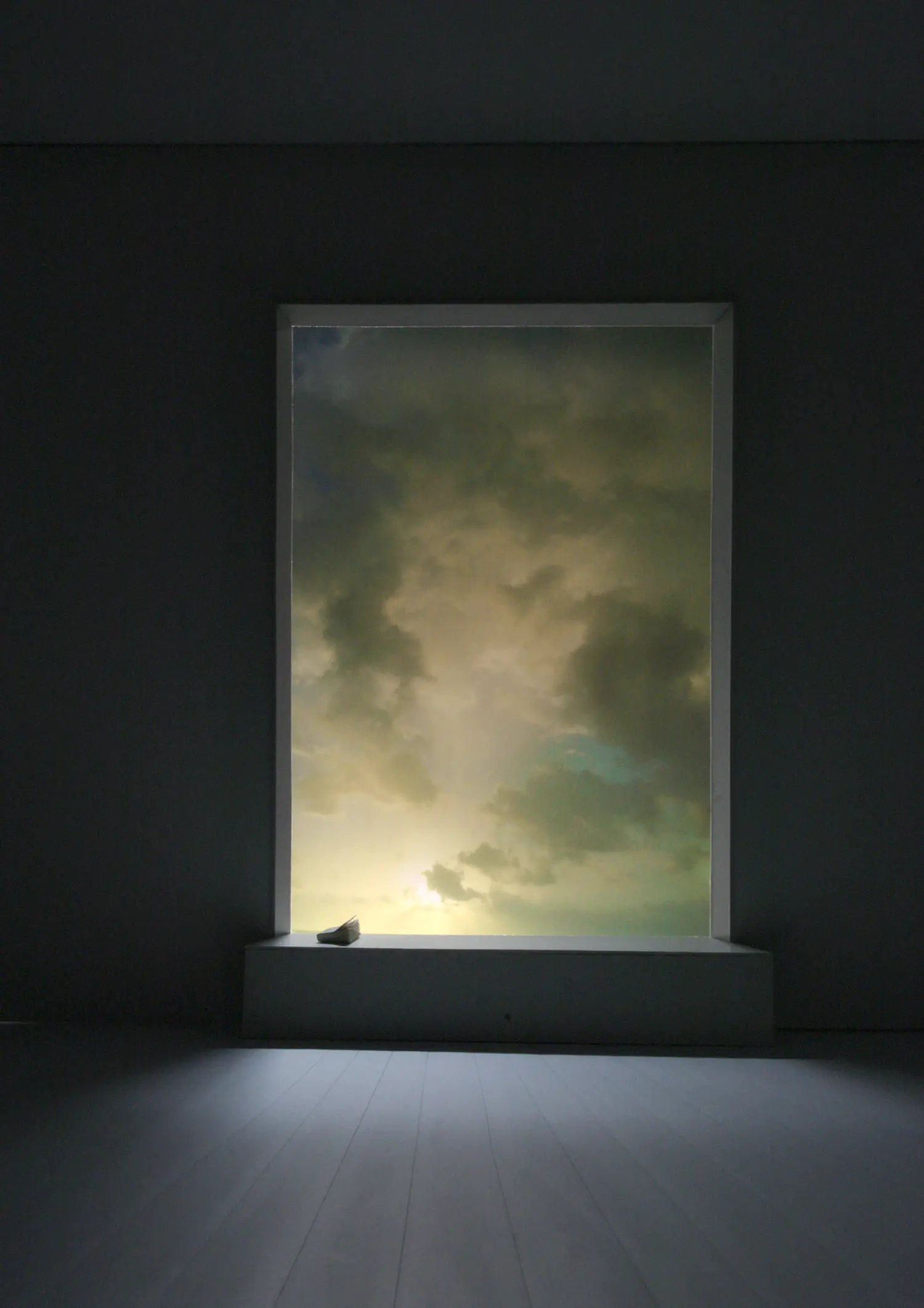 book and window with cloud 190101pb by 寺田真由美 Mayumi Terada | 現代アートの販売・通販 |  ArtSticker