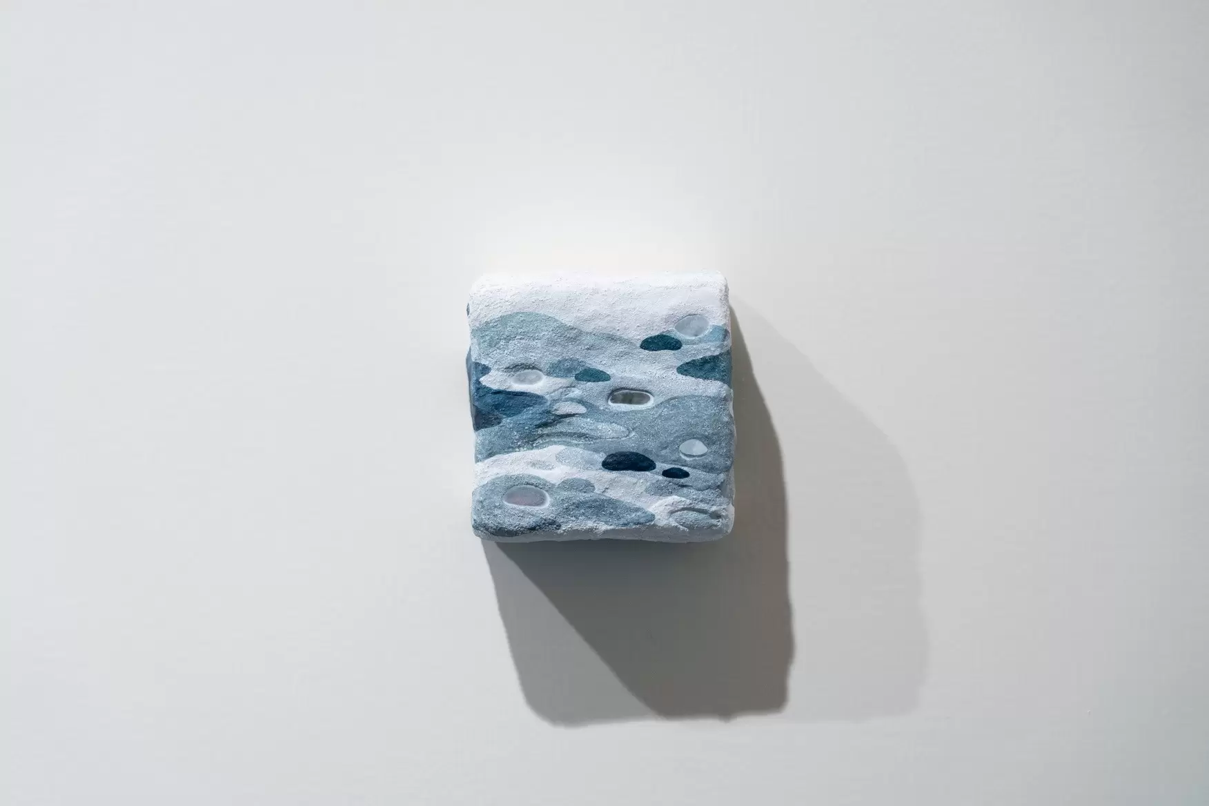 藍色小堆II / Blue Mound II