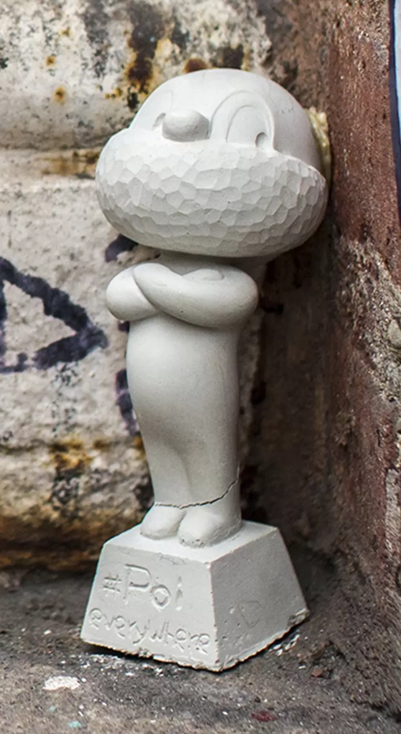 石像手彫り 銀座 蔦屋書店】石を素材に巧みな彫刻技術で独自の世界観を表現する