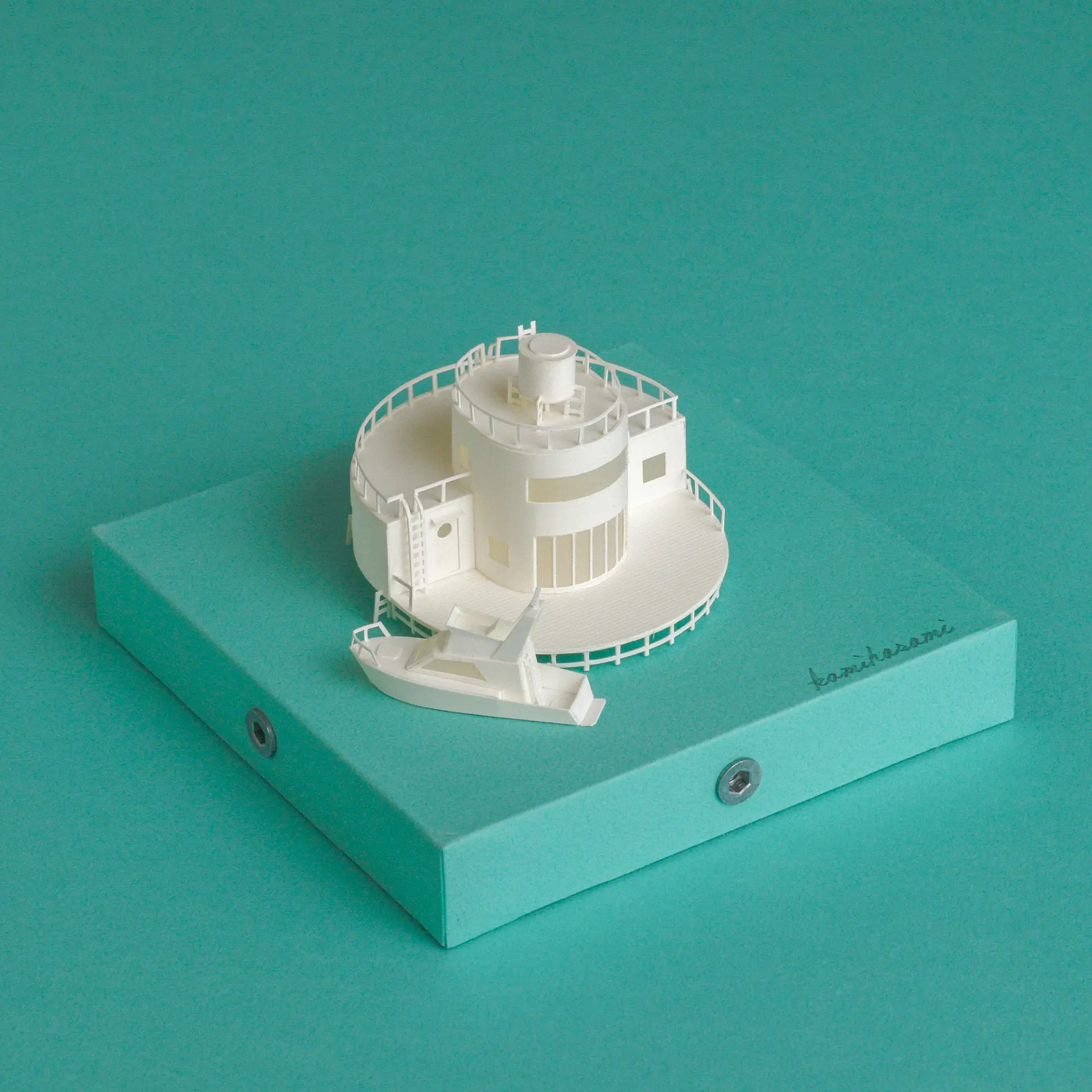 Typography House "O"