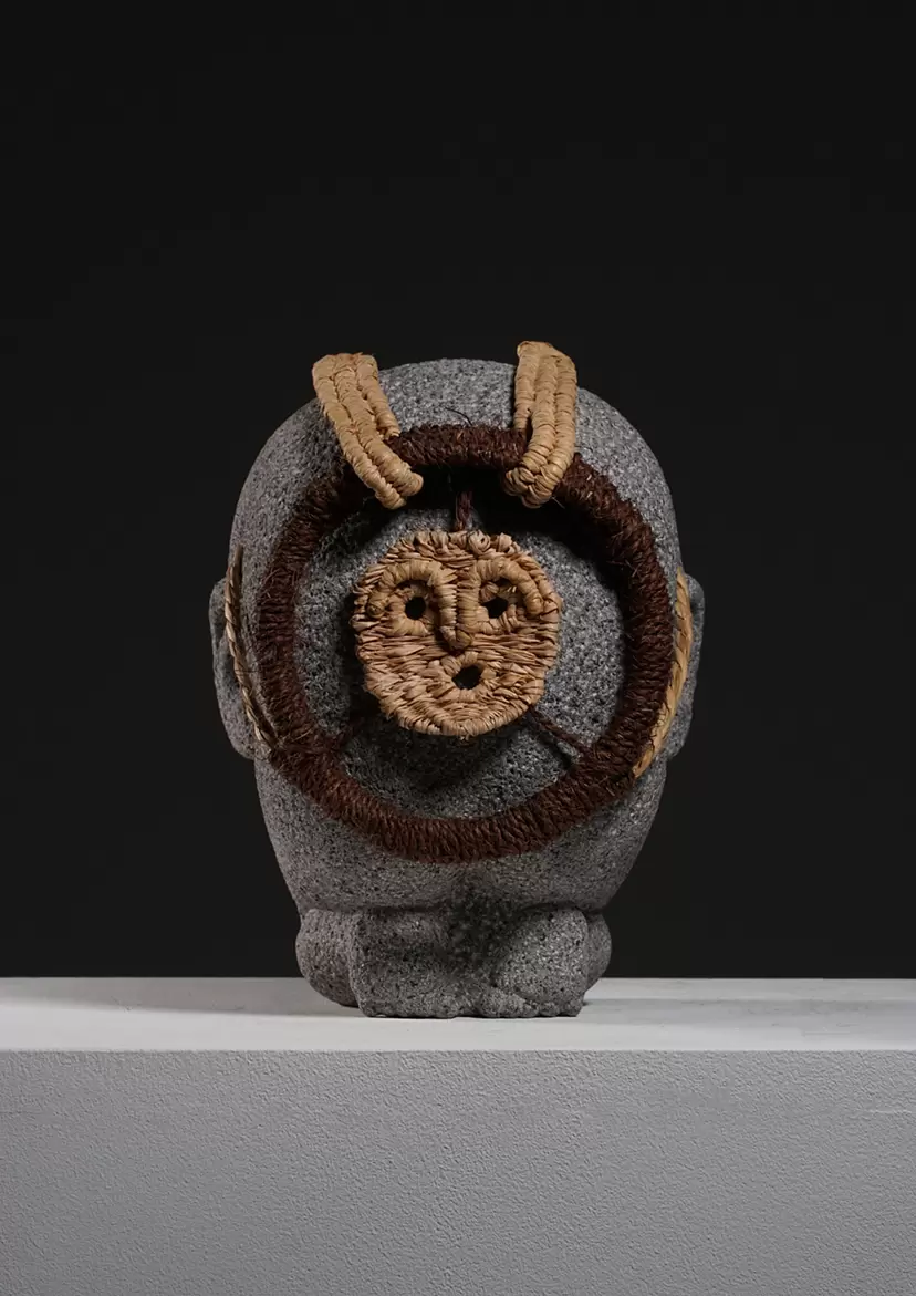 ニネクトホ/ Bone and Flesh No.14 by Kenta Konno
