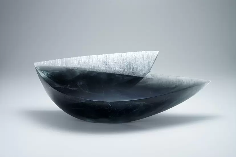 芸術作品　ガラス工芸作家デザイン　壁掛けガラスアート 芸術作品 ガラス工芸作家デザイン 壁掛けガラスアート 銀座 蔦屋書店