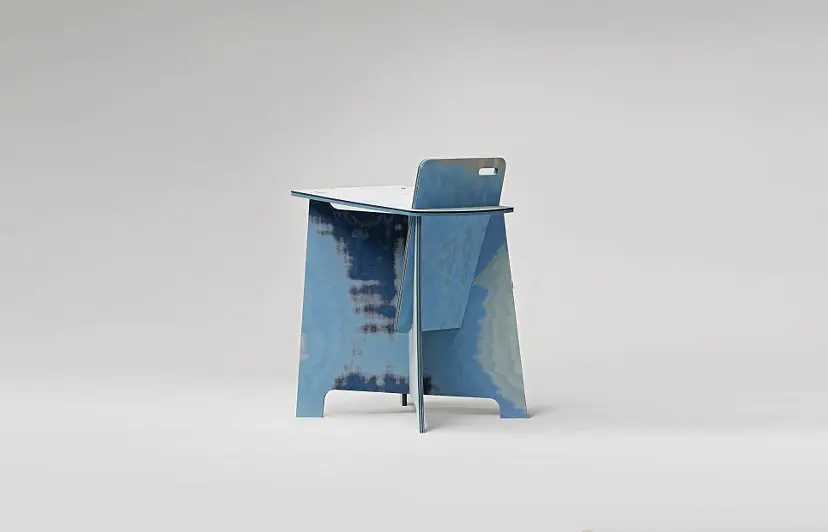 Stump chair by 板坂諭