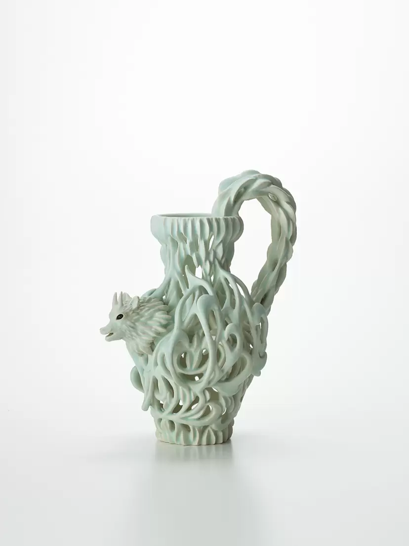 朧気（天羚⽺壺）  by Kunihiro Akinaga
